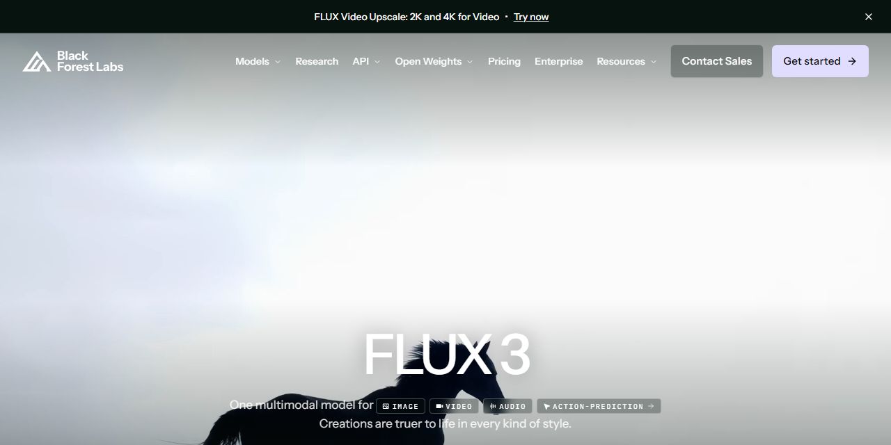 Первый экран сайта FLUX